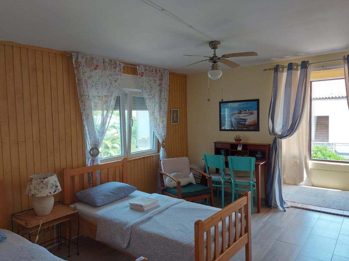 Studio Apartman Apartman *